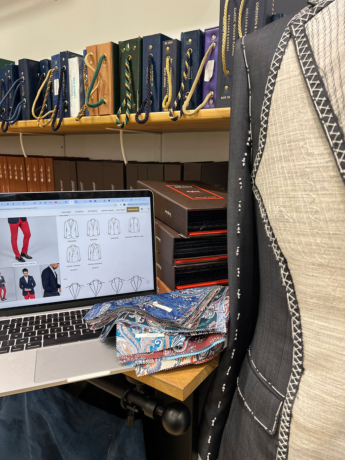 Style de costume sur mesure